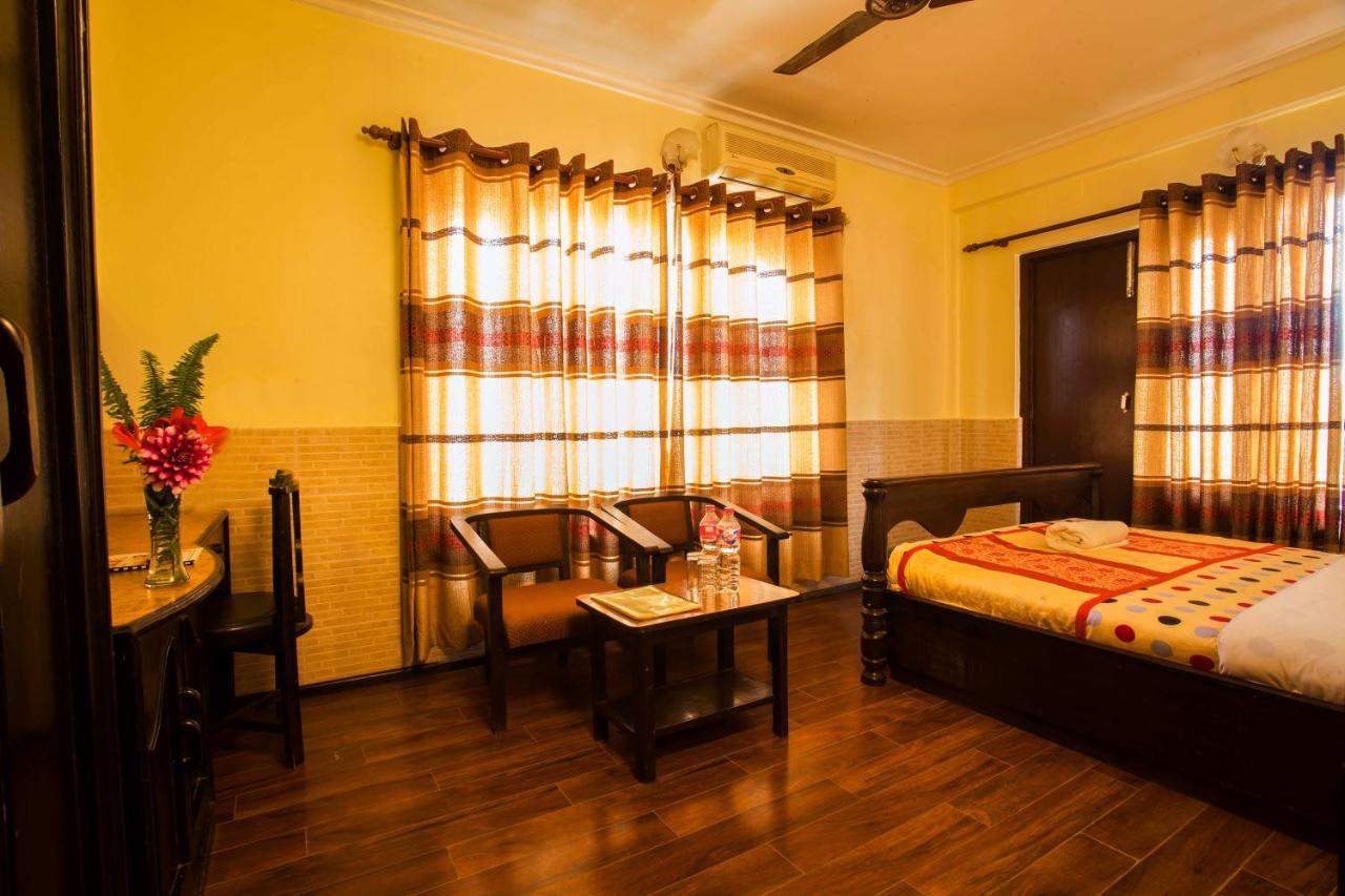 Hotel Trip Pokhara Exterior photo