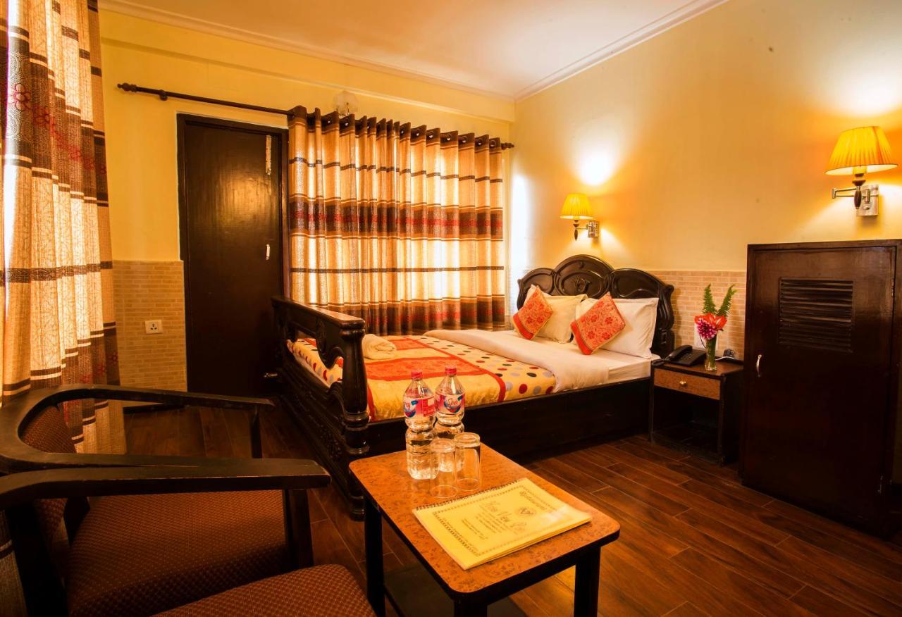 Hotel Trip Pokhara Exterior photo